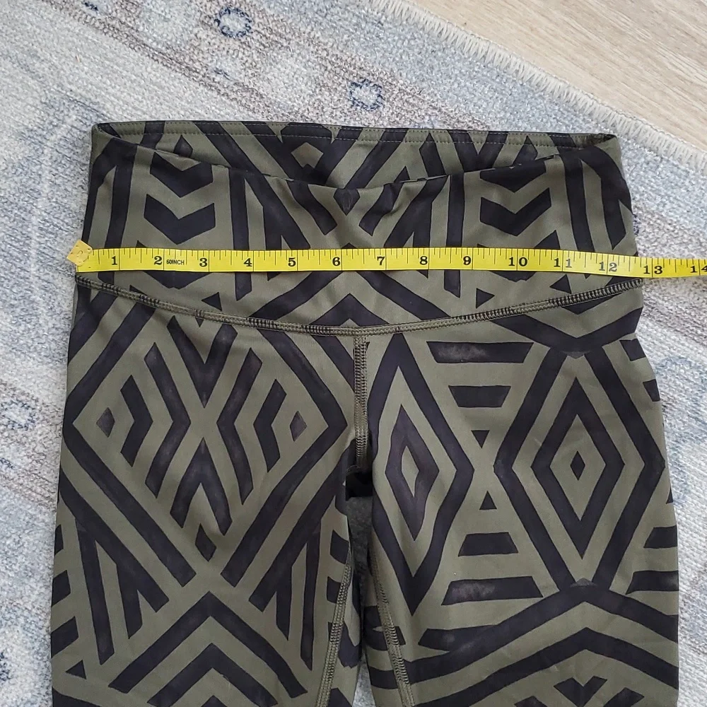 Lululemon Wunder Under Athletic Leggings Chevron Shuffle Fatigue Green Black Sz4